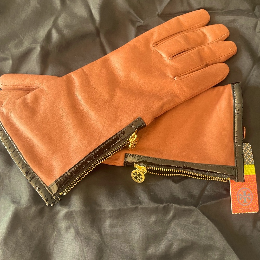 Tory Burch gloves
